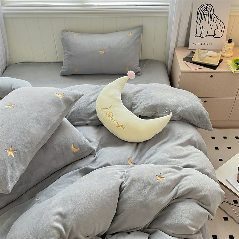 StarMoon Velvet Comfort Set